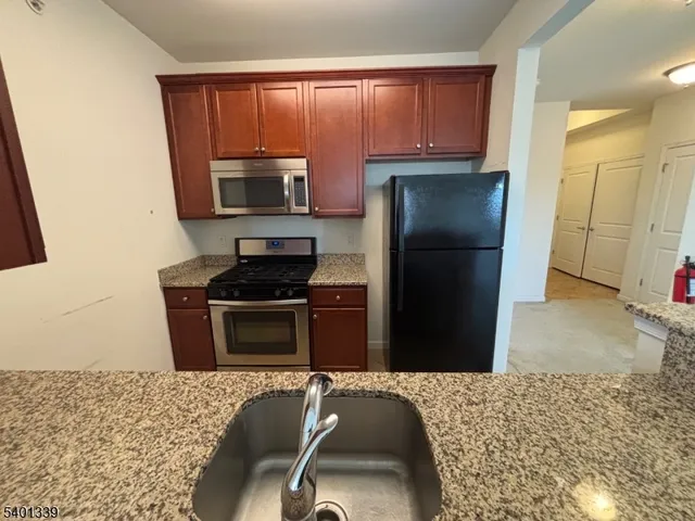 $2,650 | 542 East Celebration Way, South Plainfield, NJ 07080