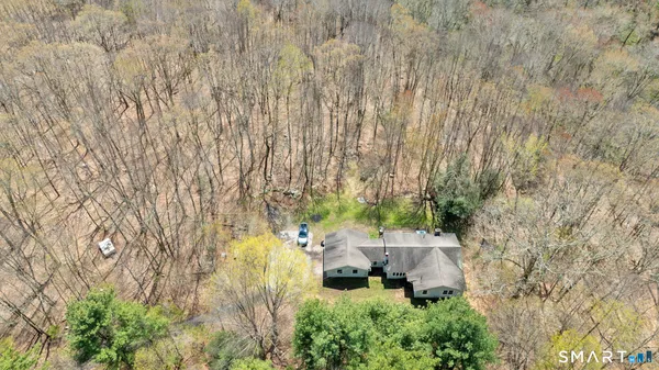 $300,000 | 115 Lynch Road, Lebanon, CT 06249