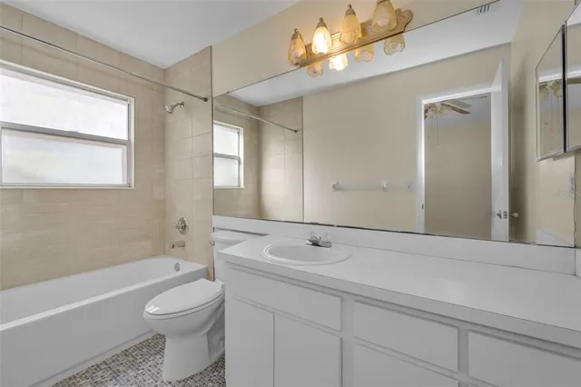 $2,200 | 2407 Gun Flint Trail, Palm Harbor, FL 34683