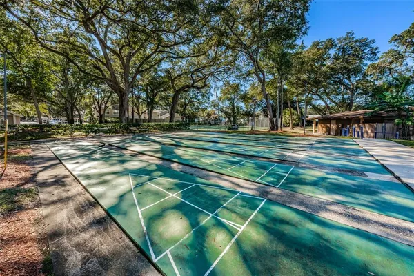 a view of a tennis court