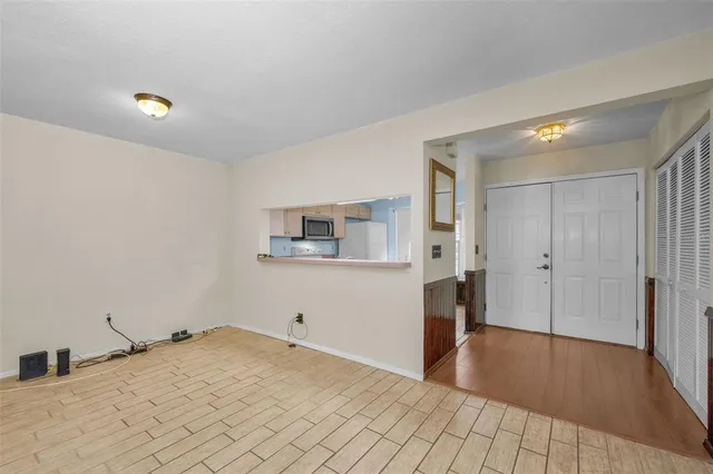 $2,200 | 2407 Gun Flint Trail, Palm Harbor, FL 34683