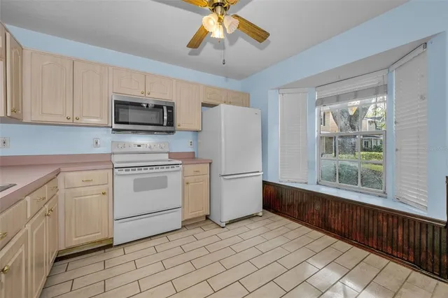 $2,200 | 2407 Gun Flint Trail, Palm Harbor, FL 34683