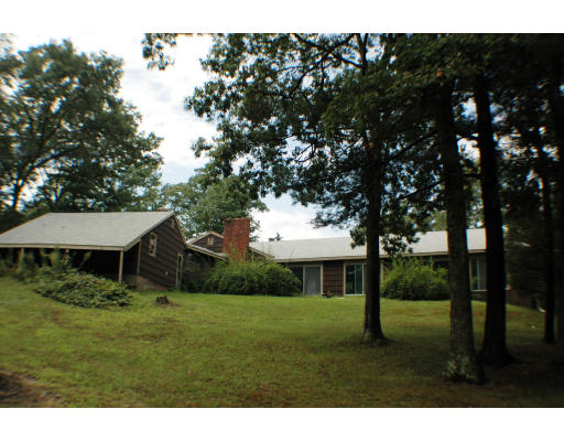 107 Upland Road Plympton, MA 02367 - Photo 4 of 5 Gallery Image 4