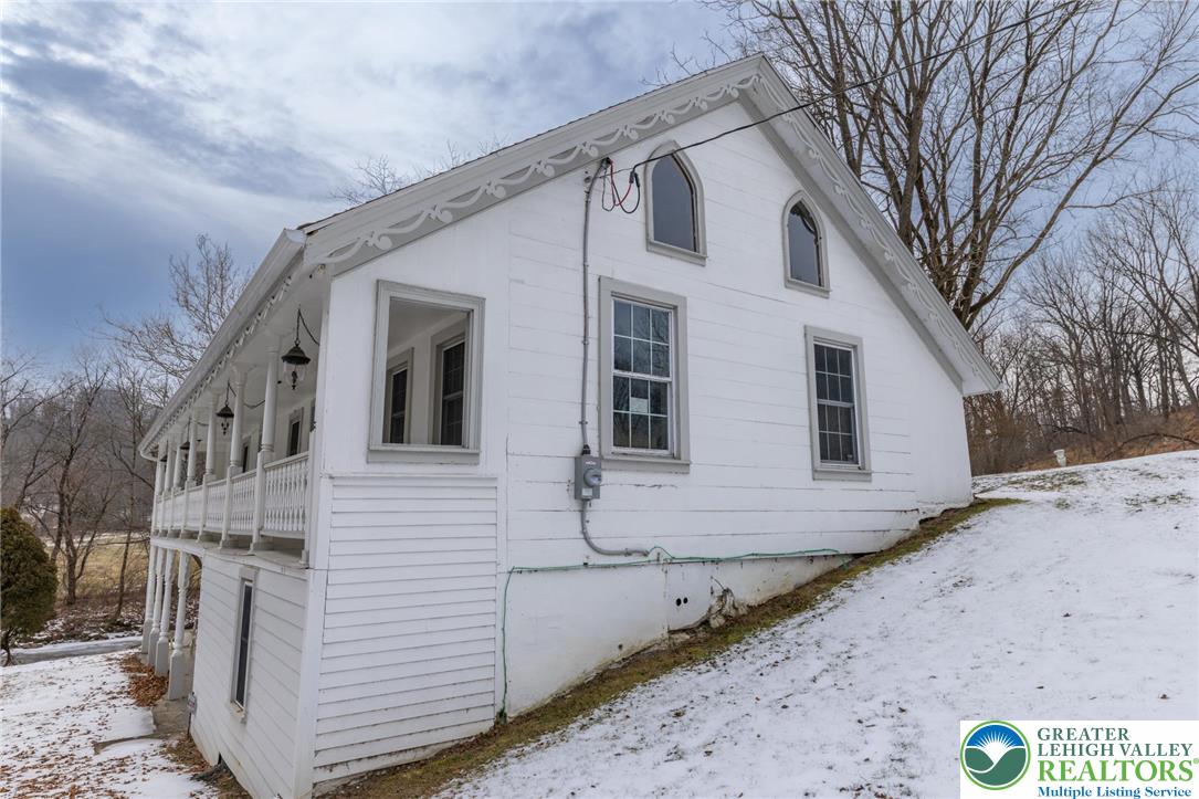 3401 Popular Drive Northampton, PA 18067 - Photo 18 of 21 a view of a white house with a large space