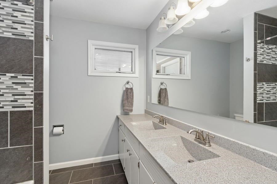 505 Terrace Road Iowa City, IA 52245 - Photo 13 of 32 Gallery Image 13