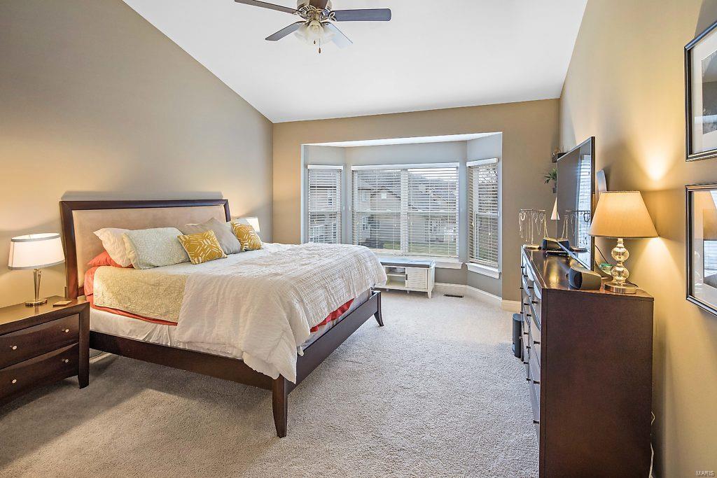 1206 Spring Lilly Drive High Ridge, MO 63049 - Photo 16 of 34