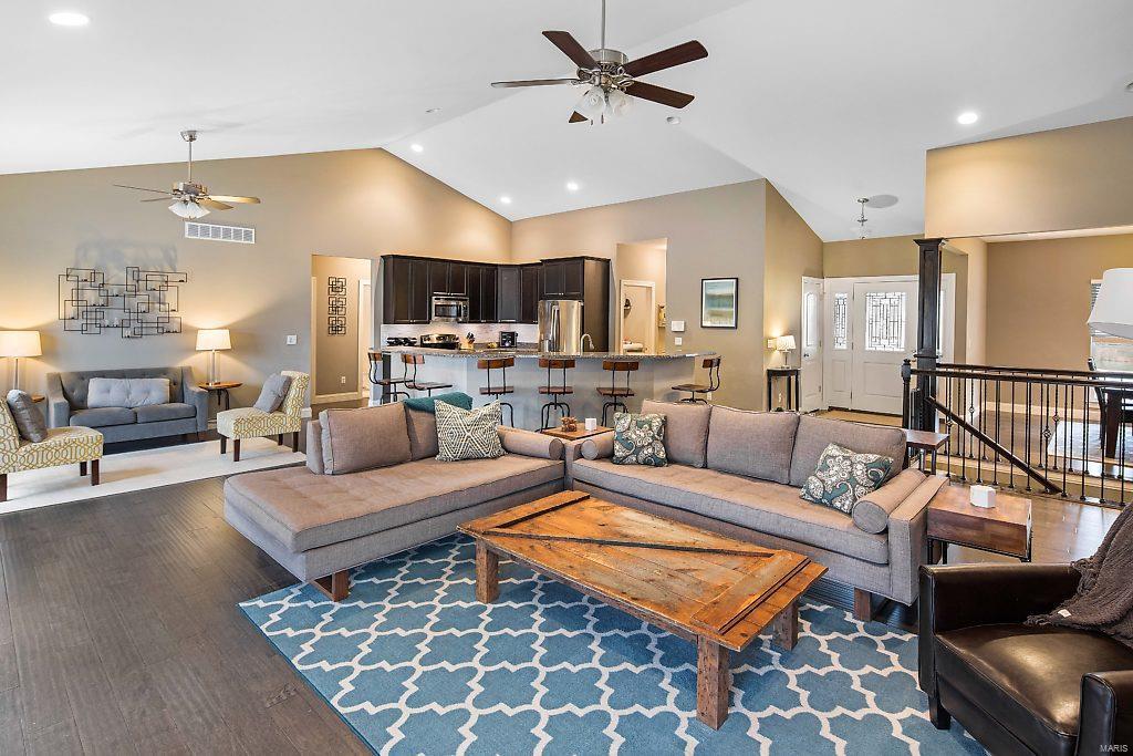1206 Spring Lilly Drive High Ridge, MO 63049 - Photo 7 of 34