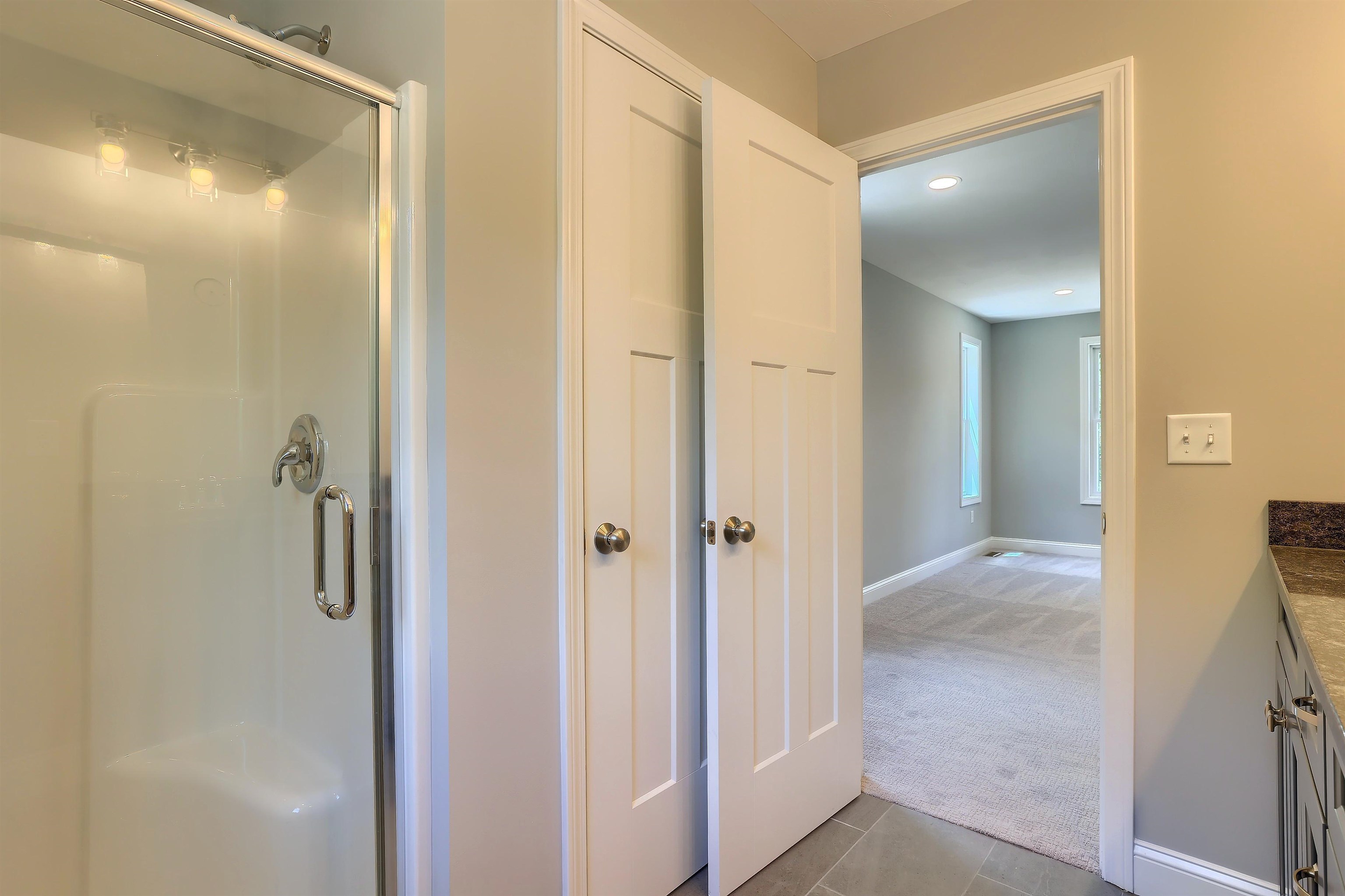 435 Cross Country Road Pembroke, NH 03275 - Photo 24 of 40 Gallery Image 24