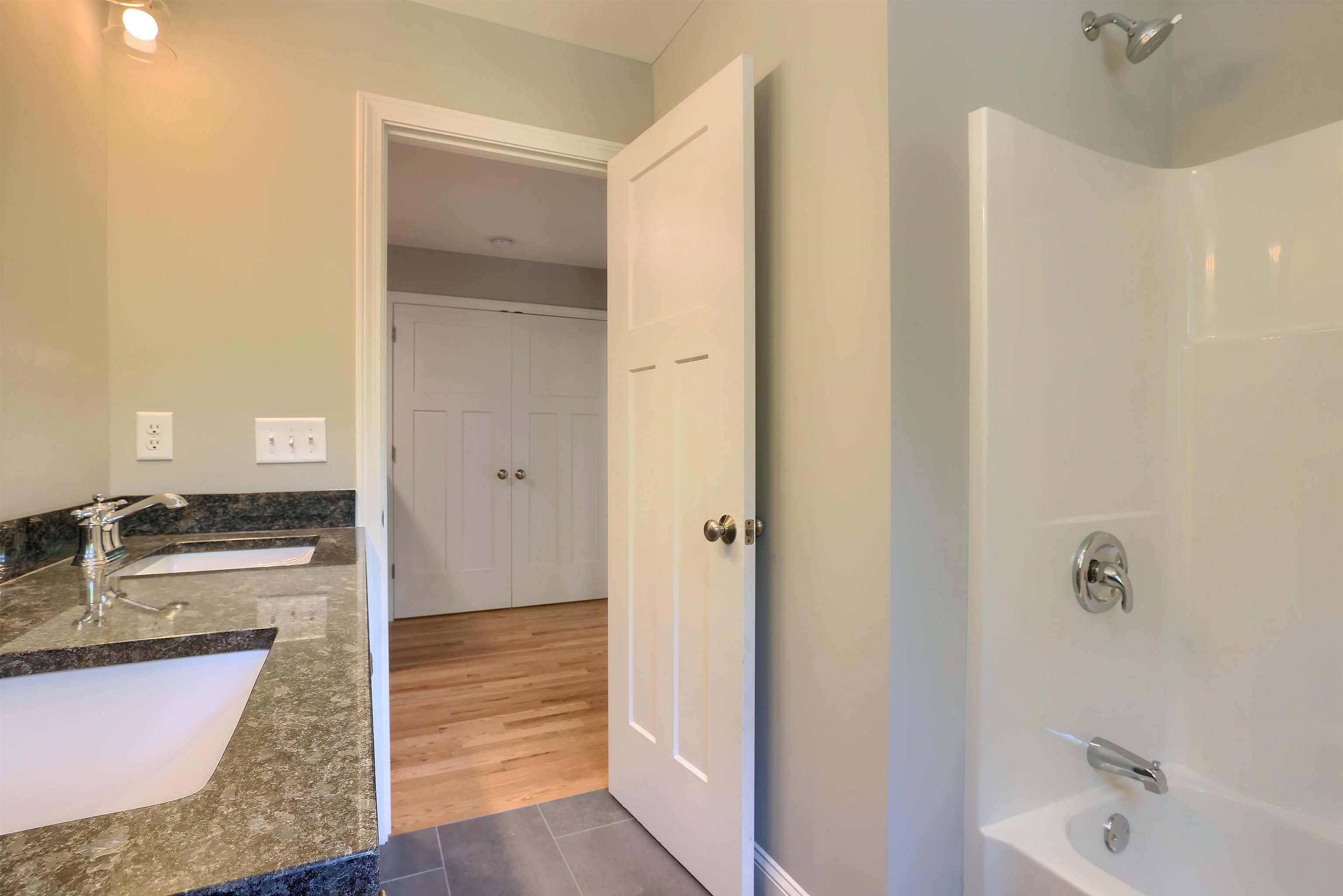 435 Cross Country Road Pembroke, NH 03275 - Photo 30 of 40 Gallery Image 30