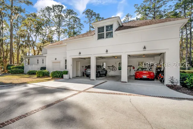 $2,099,000 | 50 Hawthorne Road, Bluffton, SC 29910