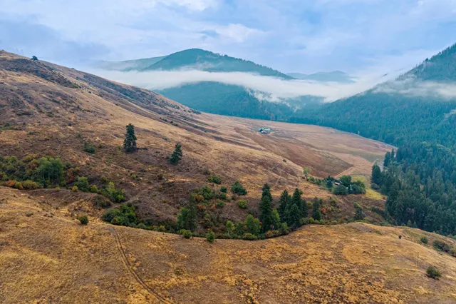 $1,595,000 | 361 Lone Ranch Creek Road, Danville, WA 99121