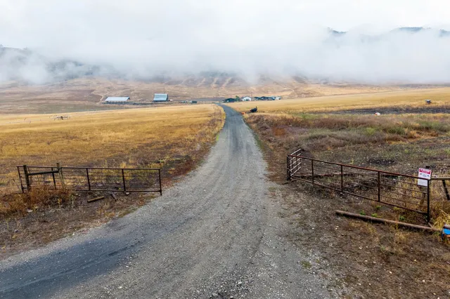 $1,595,000 | 361 Lone Ranch Creek Road, Danville, WA 99121