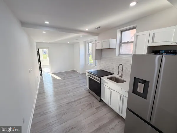 $1,750 | 1621 North 33rd Street, Unit 2, Philadelphia, PA 19121