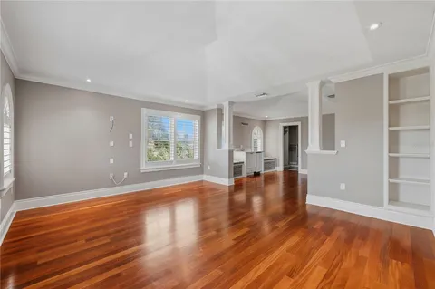 $2,250,000 | 1124 Seville Lane Northeast, St. Petersburg, FL 33704