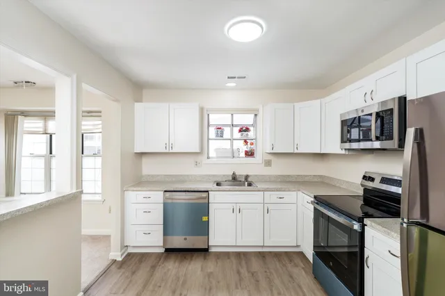 $385,000 | 2 Fernwood Court, Columbus, NJ 08022