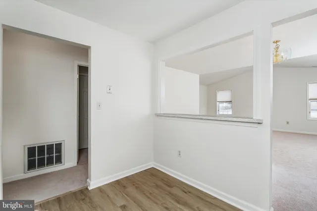 $385,000 | 2 Fernwood Court, Columbus, NJ 08022