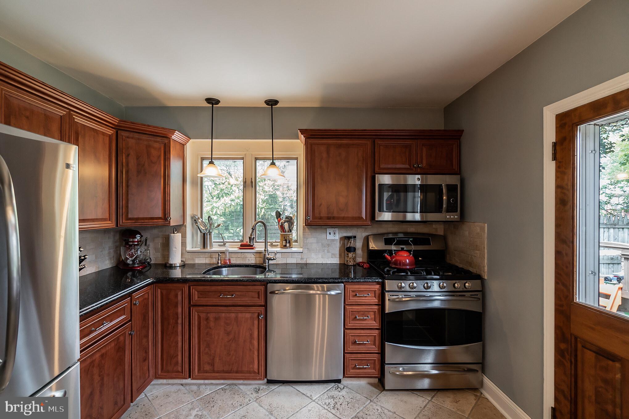 1435 Kingsley Road Havertown, PA 19083 - Photo 14 of 31 Gallery Image 14