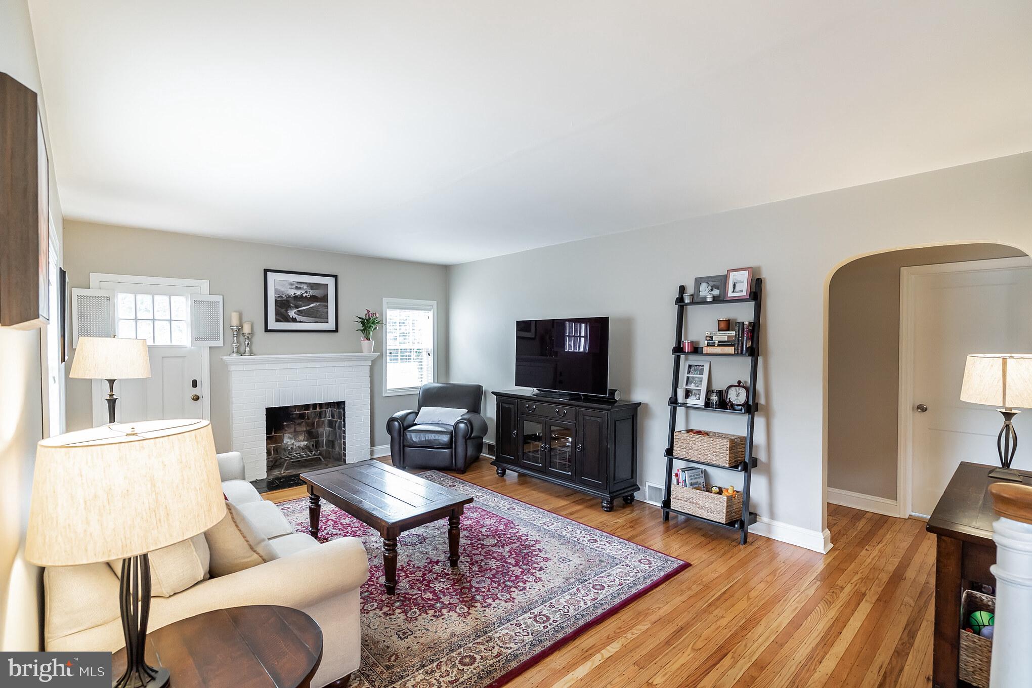 1435 Kingsley Road Havertown, PA 19083 - Photo 5 of 31 Gallery Image 5