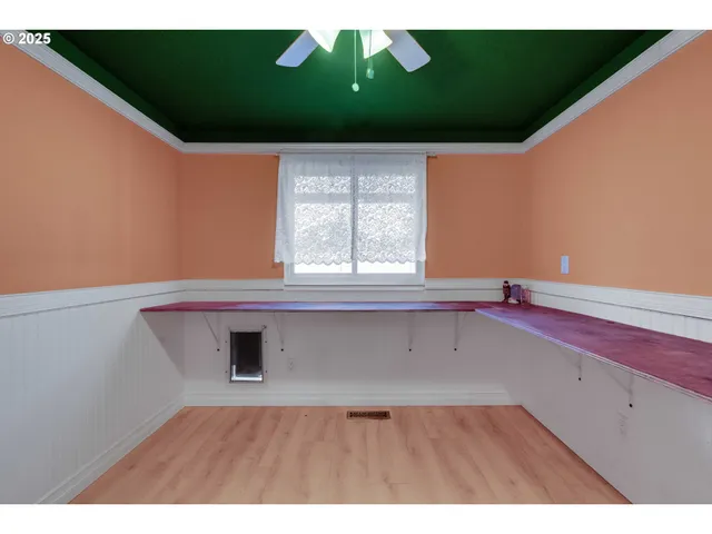 $460,000 | 2215 Oak Drive, Newberg, OR 97132