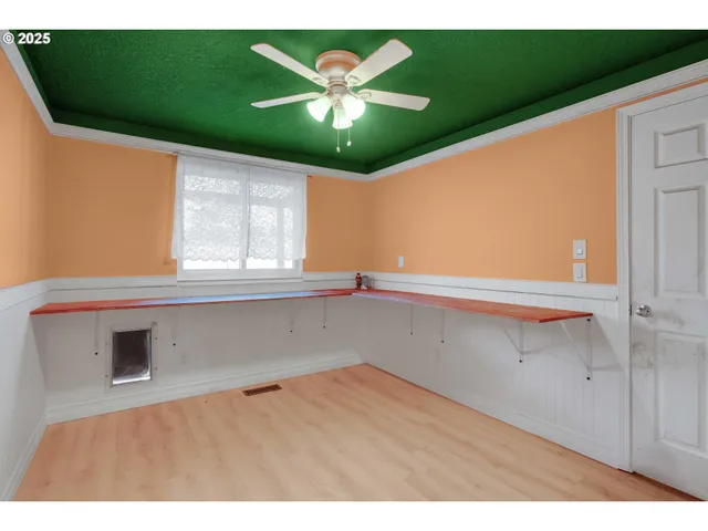 $460,000 | 2215 Oak Drive, Newberg, OR 97132