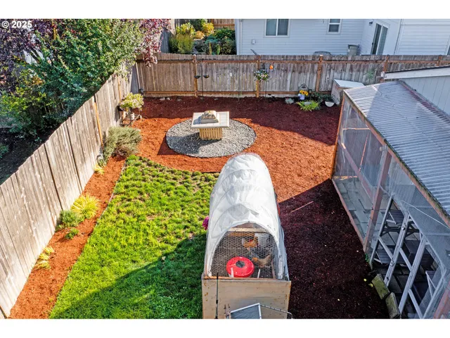 $460,000 | 2215 Oak Drive, Newberg, OR 97132