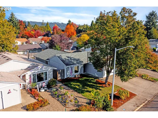 $460,000 | 2215 Oak Drive, Newberg, OR 97132