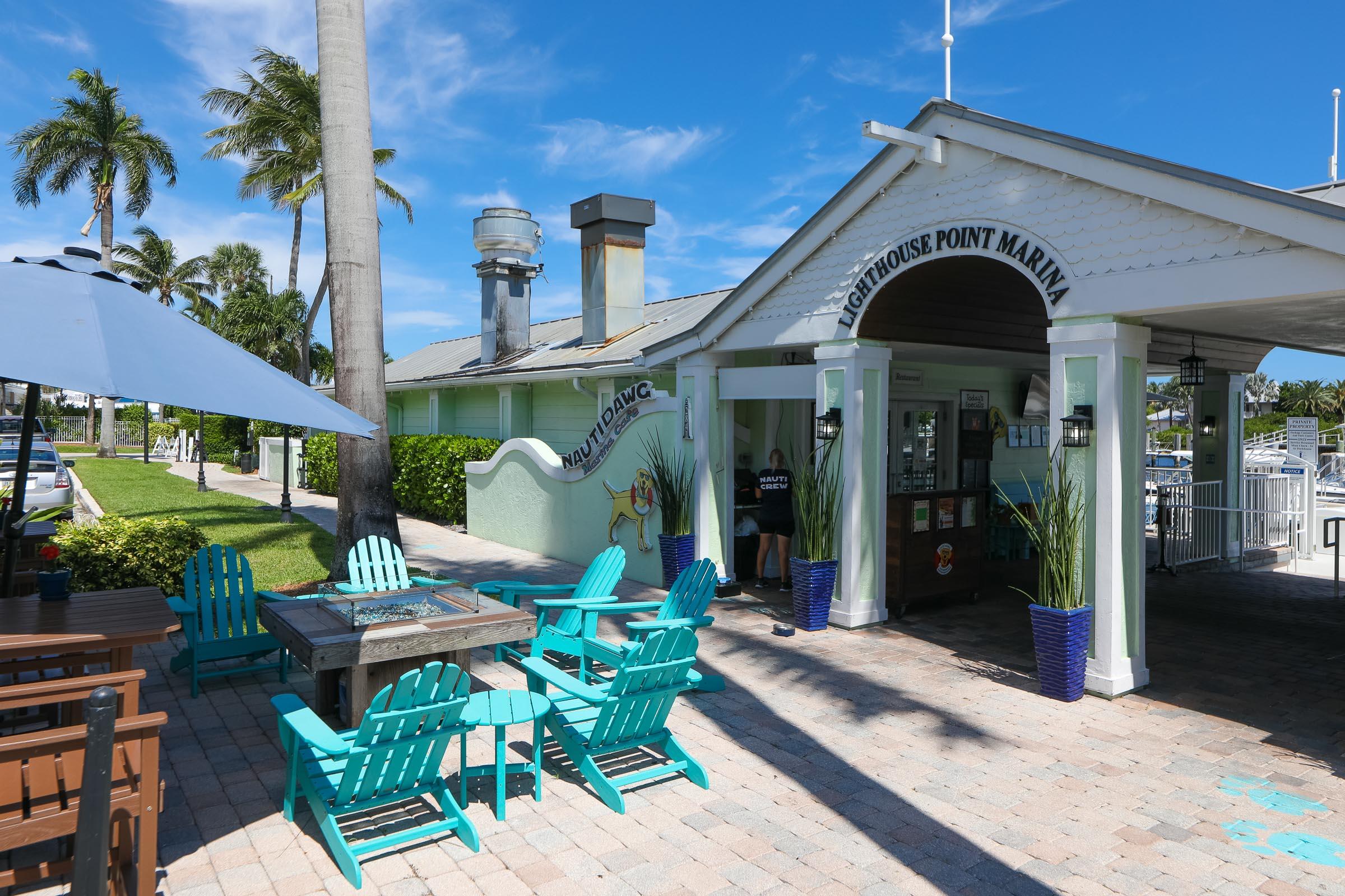 2755 Northeast 28th Street, Unit F1 Lighthouse Point, FL 33064 - Photo 19 of 21 Photo-42