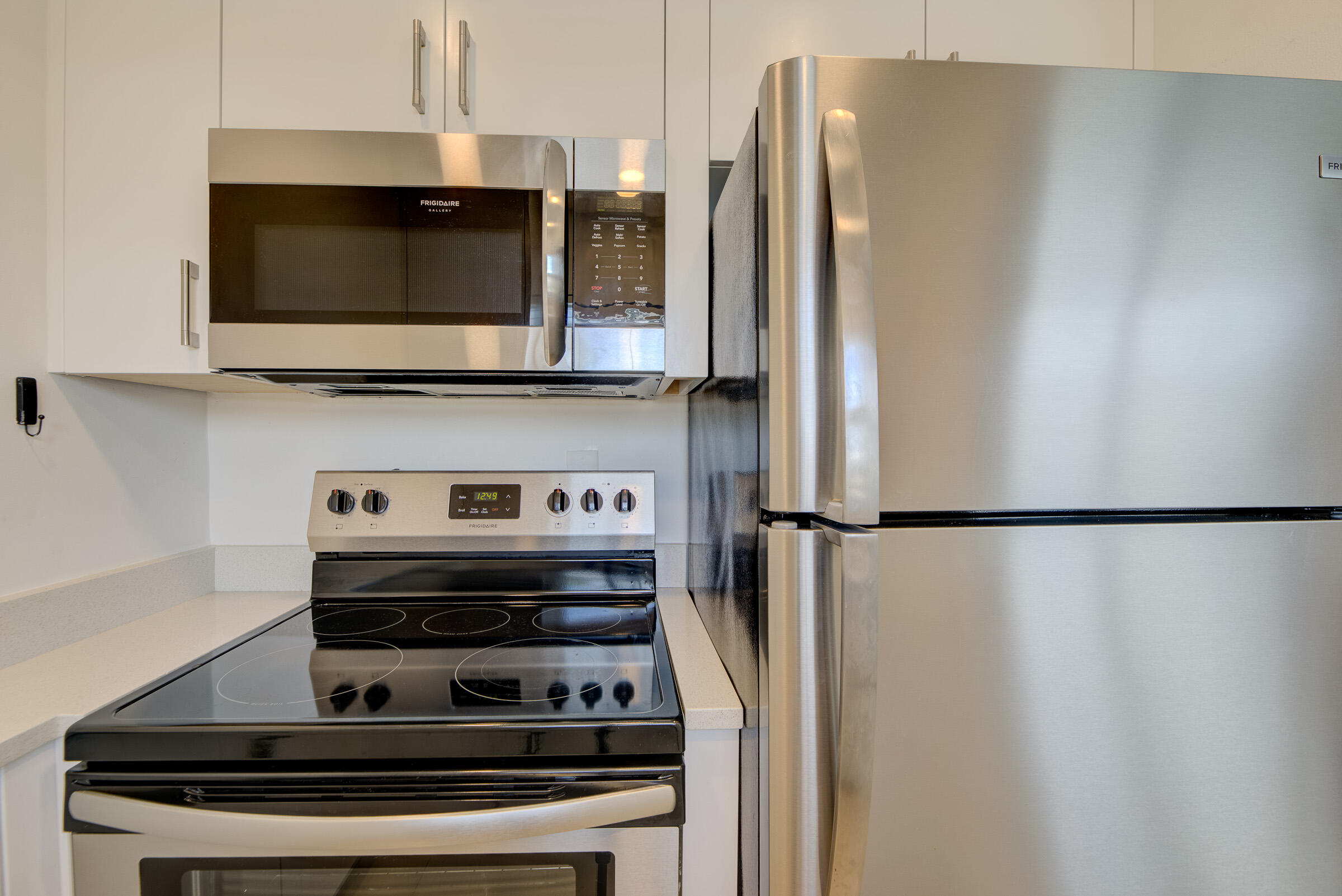 2755 Northeast 28th Street, Unit F1 Lighthouse Point, FL 33064 - Photo 9 of 21 Photo-27