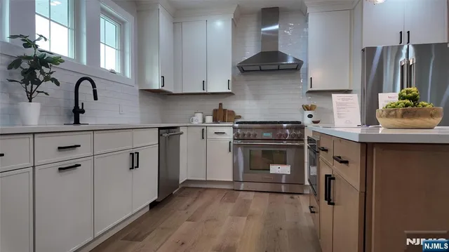 $1,575,000 | 415 Linwood Avenue, Ridgewood, NJ 07450