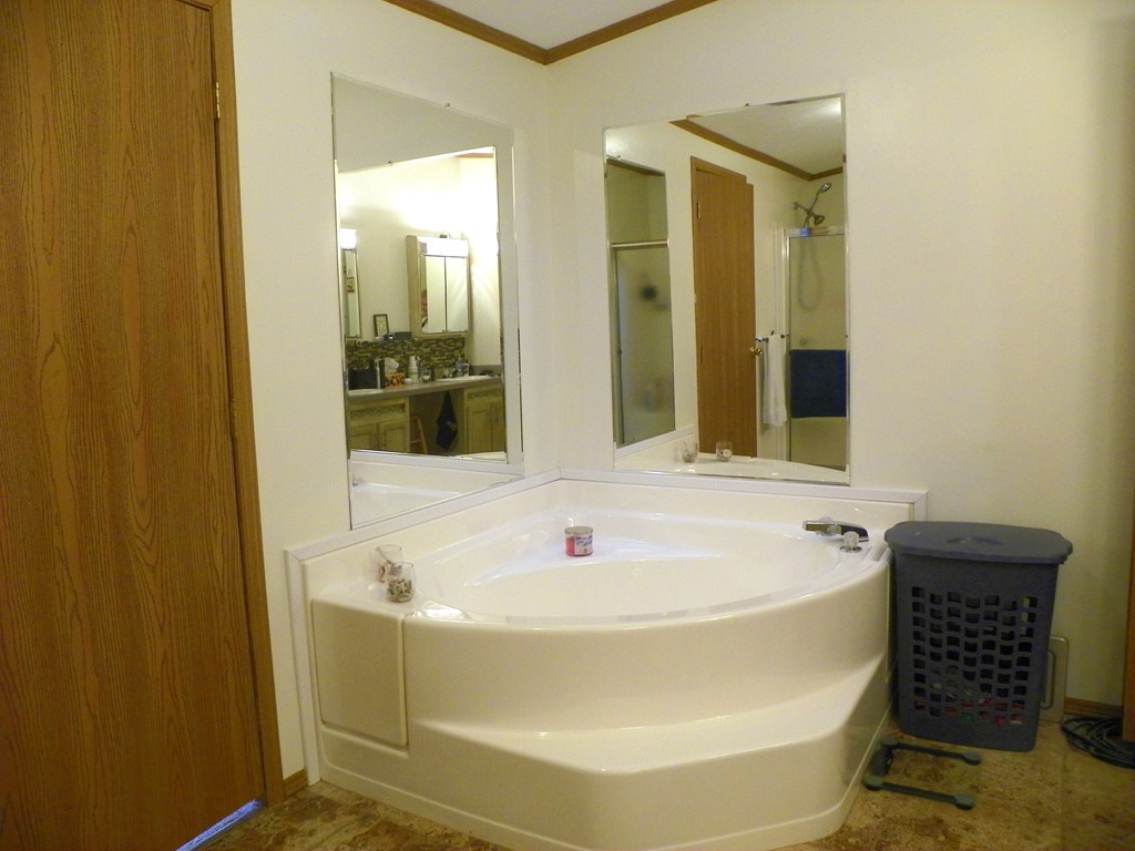 2268 German Hill Road Tionesta, PA 16353 - Photo 18 of 31 a bathroom with a tub and sink