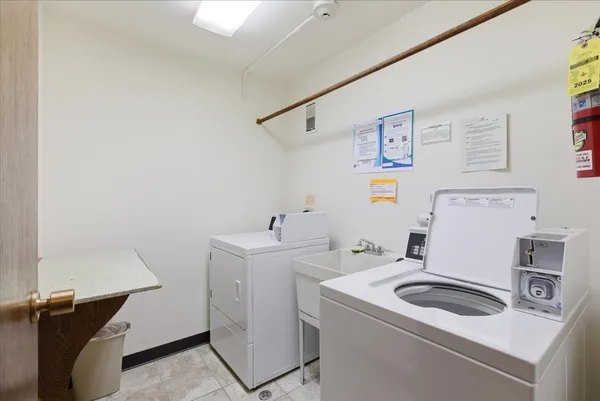 $224,975 | 100 South Vail Avenue, Unit 203, Arlington Heights, IL 60005