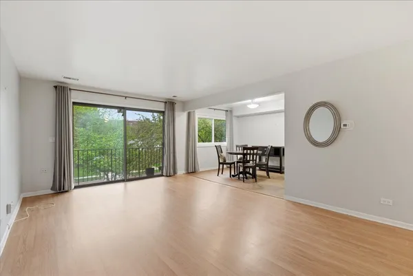 $224,975 | 100 South Vail Avenue, Unit 203, Arlington Heights, IL 60005