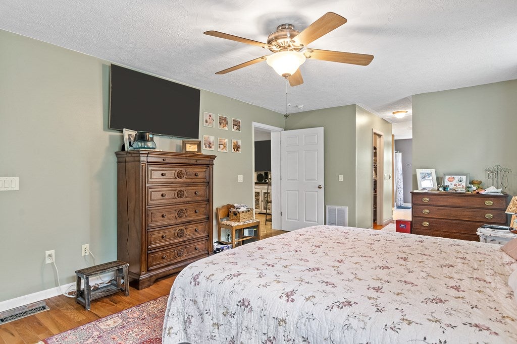 2576 Old Baltimore Road Draper, VA 24324 - Photo 23 of 46 Gallery Image 23