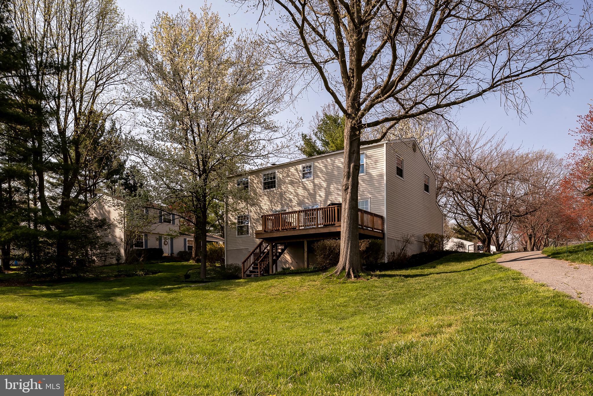 6406 Lookinglass Lane Columbia, MD 21045 - Photo 36 of 41 Expansive back yard perfect for activities