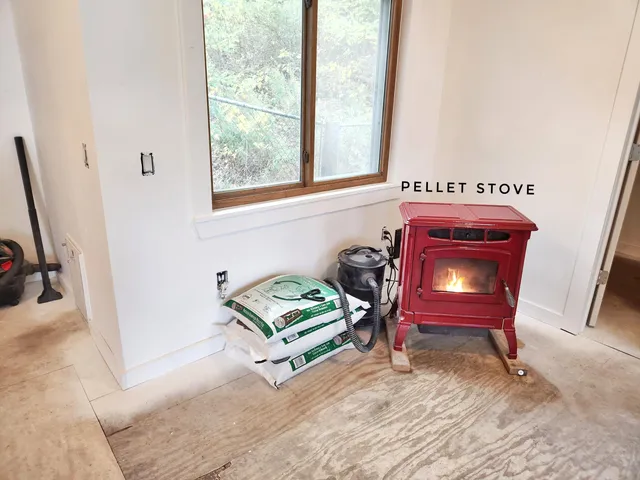 $259,900 | 2580 Mundy Avenue, White Cloud, MI 49349