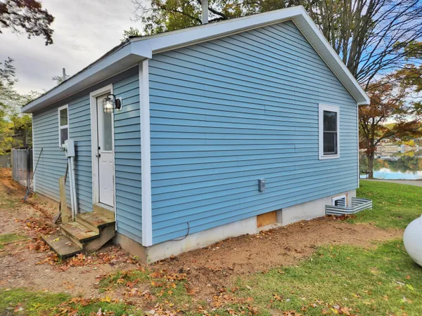 $249,900 | 2580 Mundy Avenue, White Cloud, MI 49349