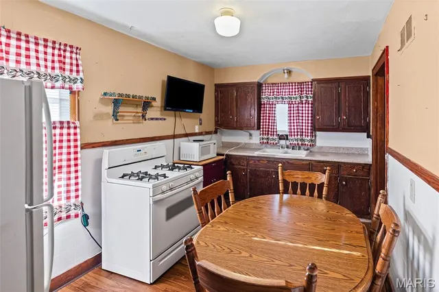 $50,000 | 839 North 82nd Street, East St. Louis, IL 62203