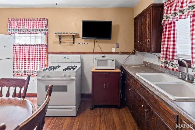 $50,000 | 839 North 82nd Street, East St. Louis, IL 62203