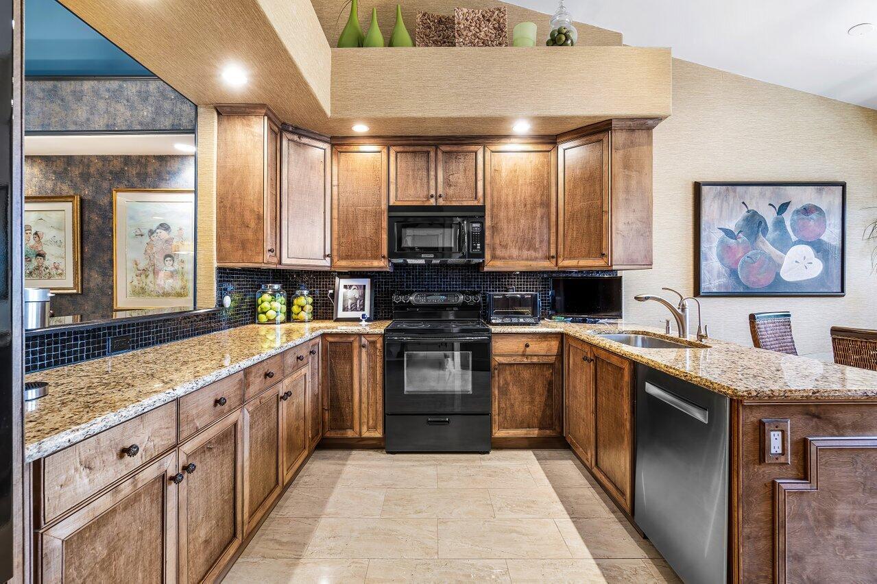 2401 Northwest 59th Street, Unit 102 Boca Raton, FL 33496 - Photo 8 of 60 010-2401Northwest59thStreet-102-BocaRato