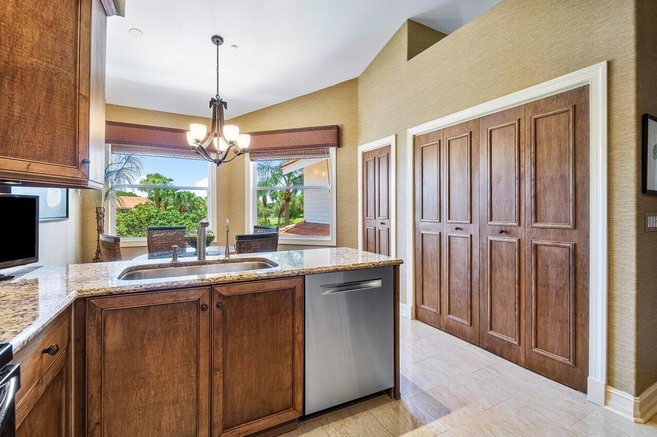 2401 Northwest 59th Street, Unit 102 Boca Raton, FL 33496 - Photo 10 of 60 012-2401Northwest59thStreet-102-BocaRato
