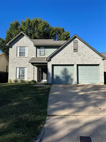 $2,190 | 4729 Waterway Drive North, Fort Worth, TX 76137