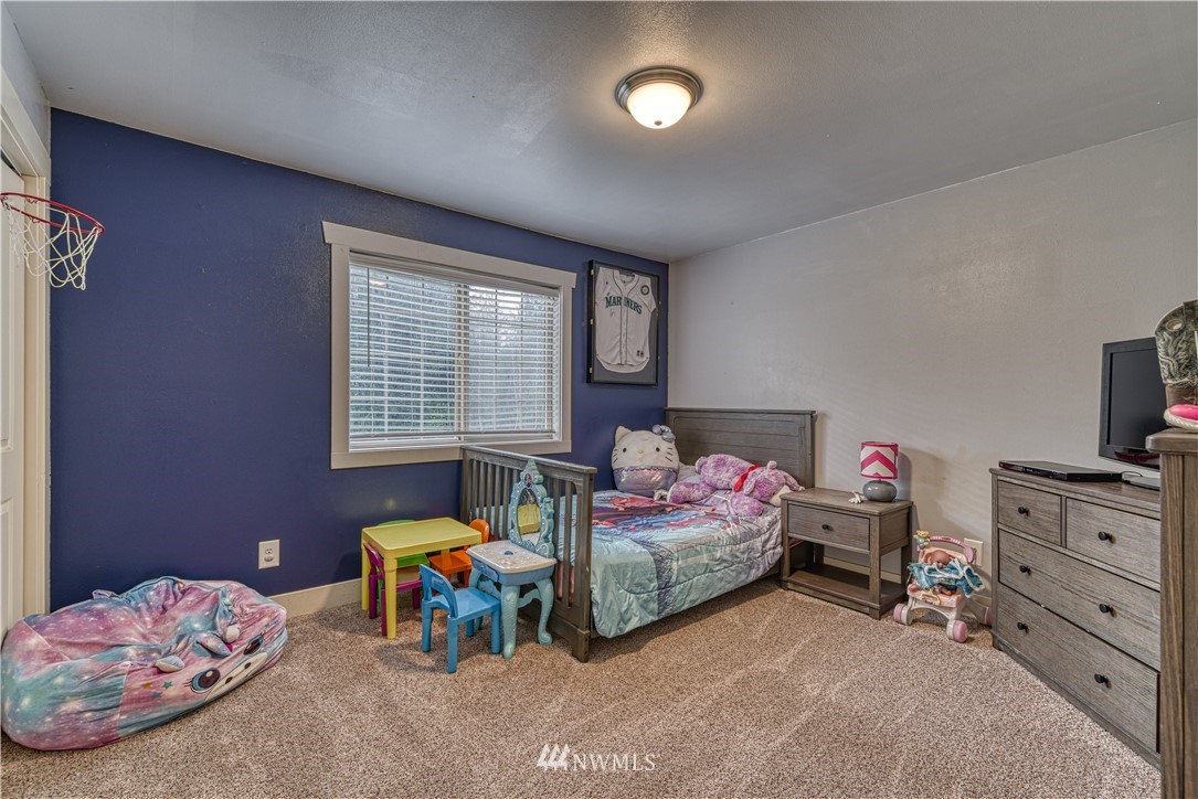 675 Southwest Logan Road Port Orchard, WA 98367 - Photo 26 of 36 Gallery Image 26