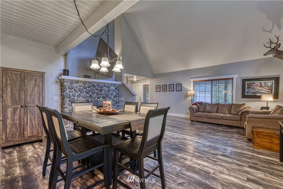 675 Southwest Logan Road Port Orchard, WA 98367 - Photo 9 of 36 Gallery Image 9