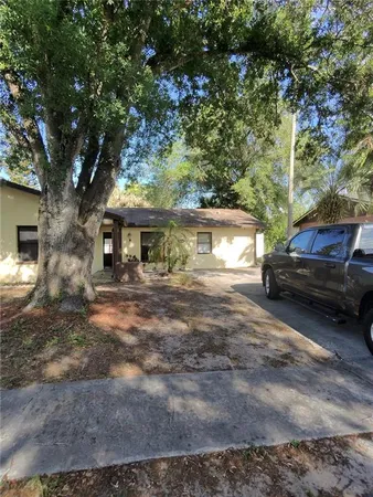 $2,500 | 1104 Sagamore Drive, Seffner, FL 33584