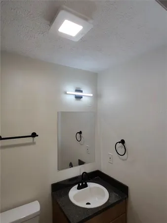 $2,500 | 1104 Sagamore Drive, Seffner, FL 33584