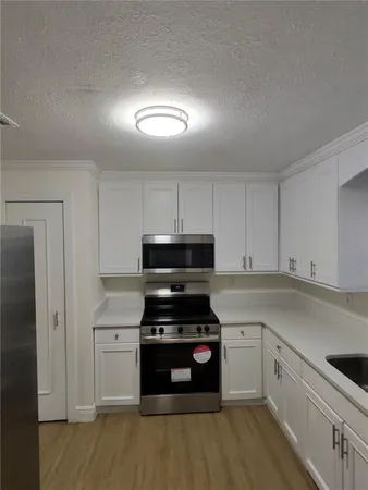 $2,500 | 1104 Sagamore Drive, Seffner, FL 33584