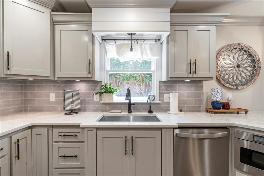 4886 Propes Drive Oakwood, GA 30566 - Photo 17 of 61 Gallery Image 17