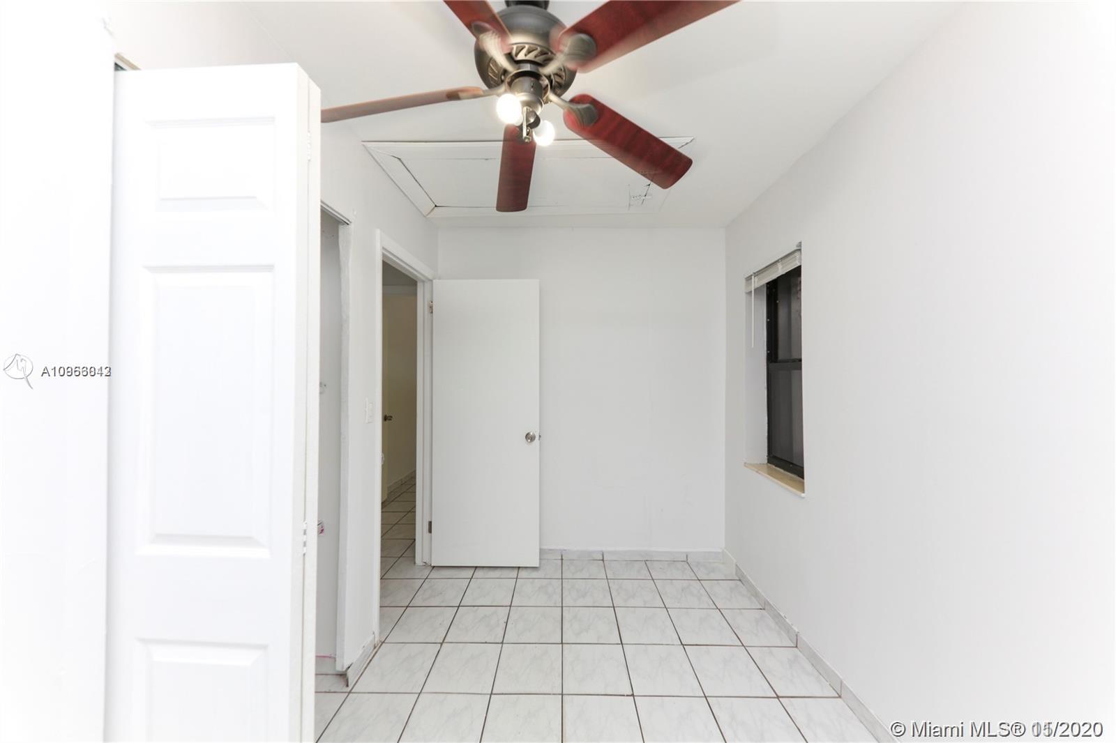 3019 Southwest 68th Terrace Miramar, FL 33023 - Photo 15 of 24
