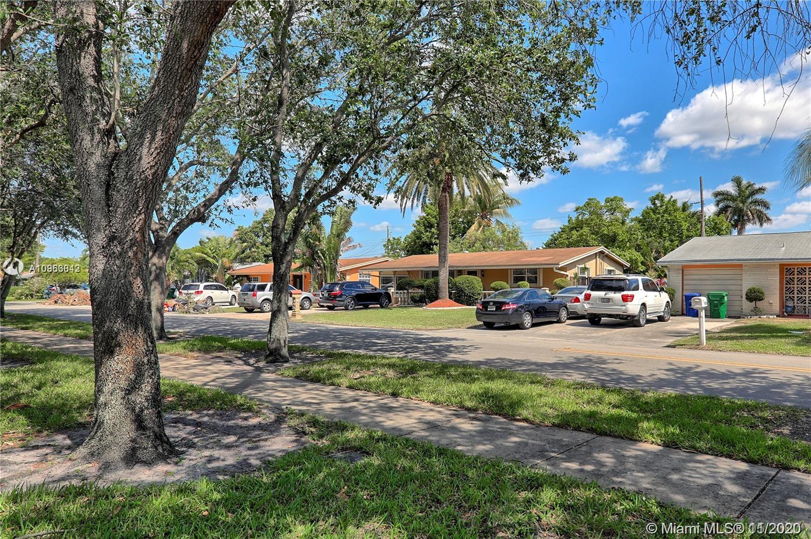 3019 Southwest 68th Terrace Miramar, FL 33023 - Photo 22 of 24