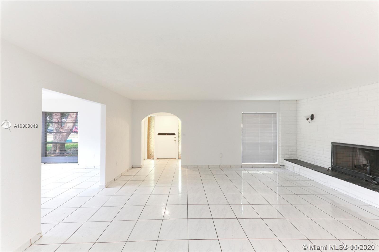 3019 Southwest 68th Terrace Miramar, FL 33023 - Photo 5 of 24